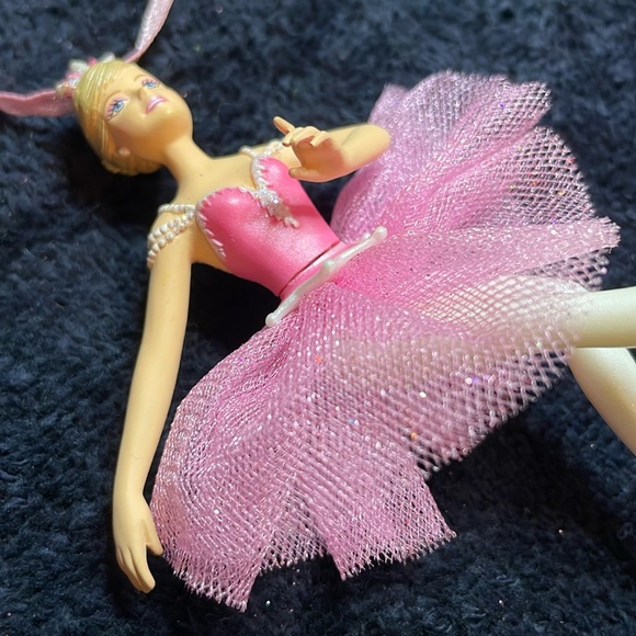Hallmark keepsake Barbie Prima in Pink Christmas ornament. Barbie Ballerina 2010 - Picture 11 of 16